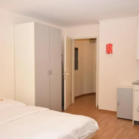 Executive - Crown 12 Apartman