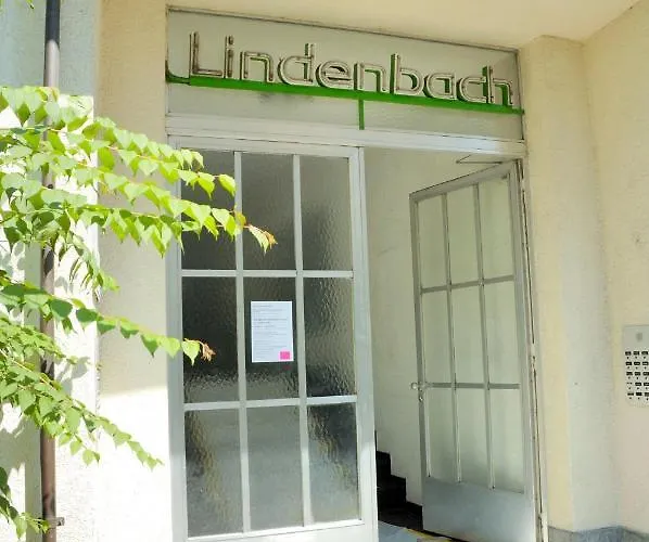 Executive - Crown 12 Apartment